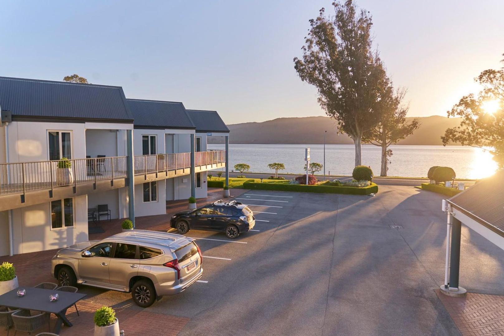 Radfords On The Lake Te Anau Zewnętrze zdjęcie